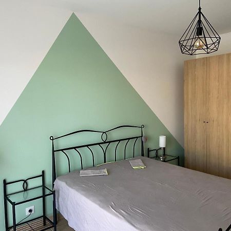 Tres Bel Appartement Entier Proche De La Mer 2 Chambres 1 Salon วาลูริส ภายนอก รูปภาพ