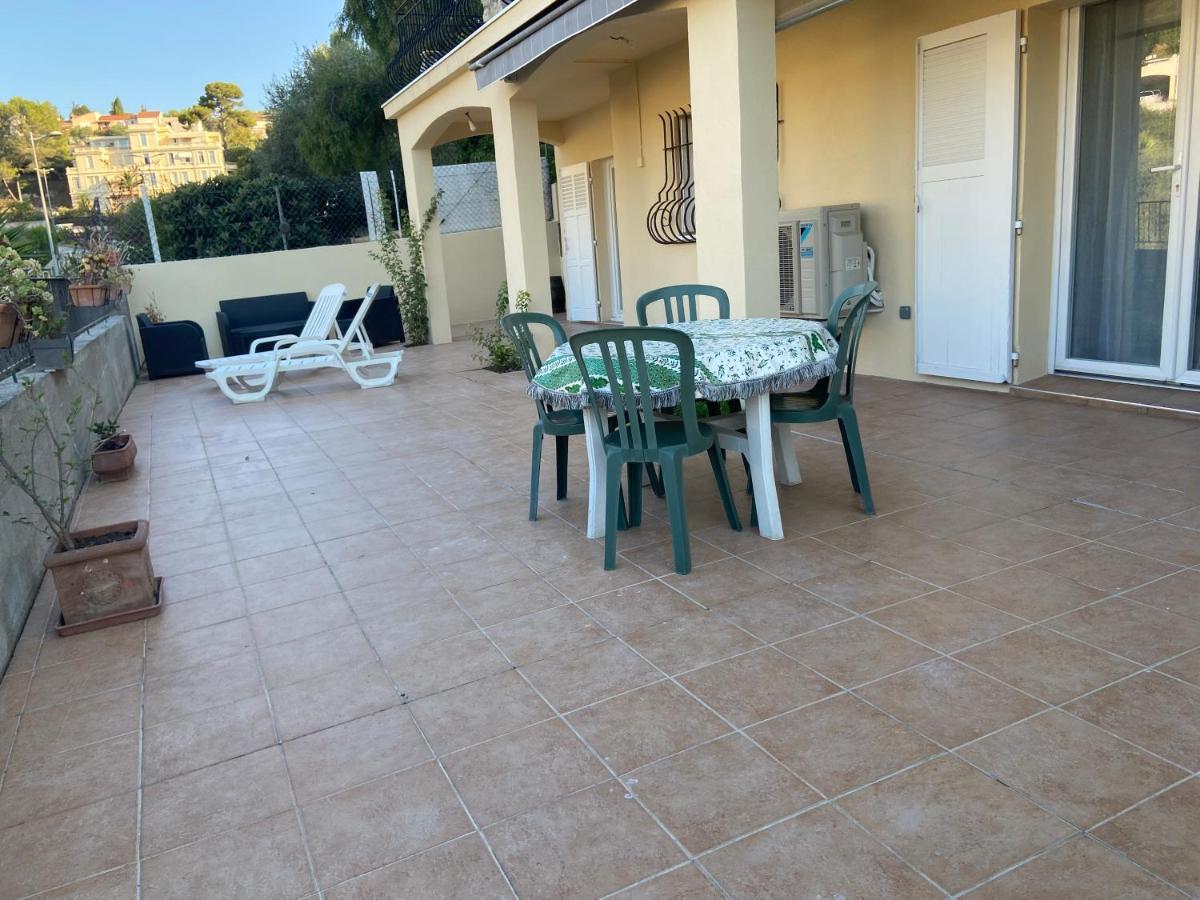Tres Bel Appartement Entier Proche De La Mer 2 Chambres 1 Salon วาลูริส ภายนอก รูปภาพ